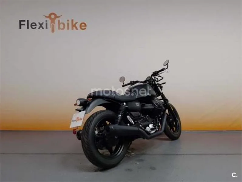 Moto Guzzi V7 – Vista 4