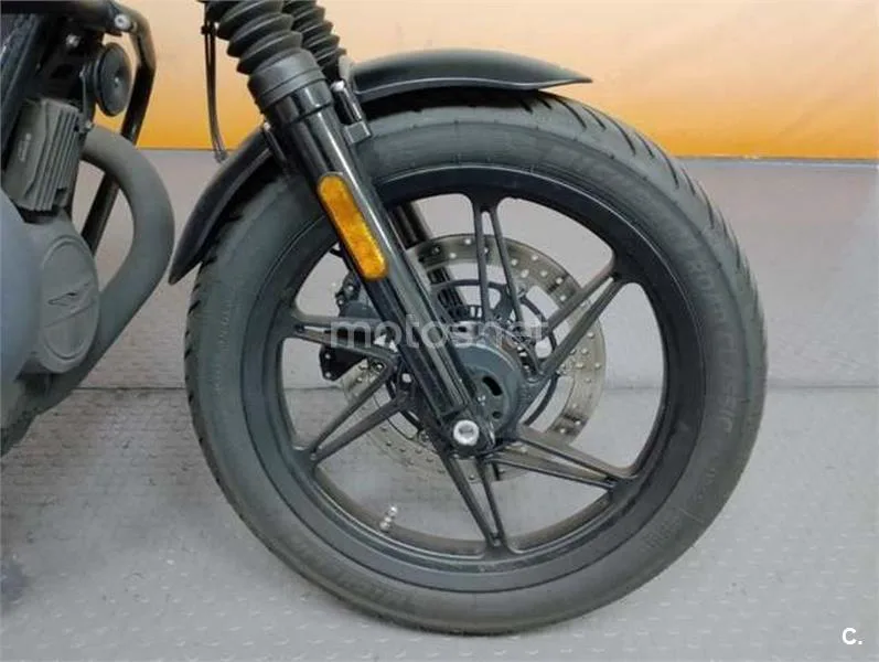 Moto Guzzi V7 – Vista 9