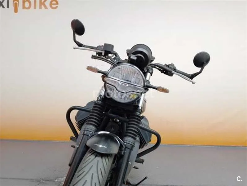 Moto Guzzi V7 – Vista 10