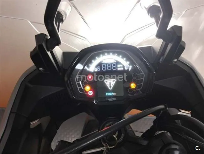 Triumph Tiger Sport 660 – Vista 13