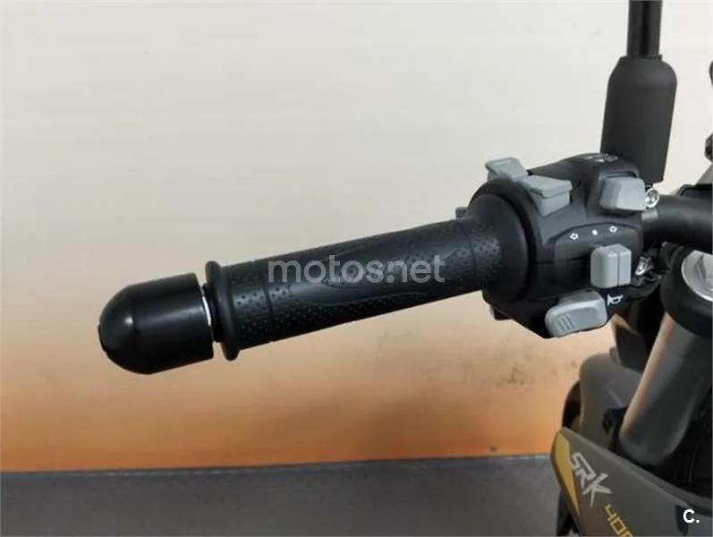 QJ Motor SRK 400 – Vista 12
