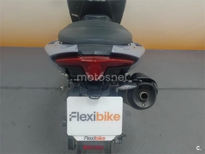 Yamaha TMAX 560 – Vista 6