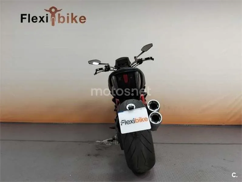 Ducati Diavel 1198 – Vista 5