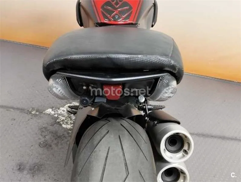 Ducati Diavel 1198 – Vista 6