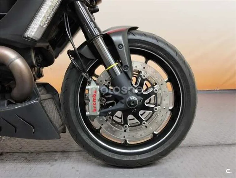 Ducati Diavel 1198 – Vista 9