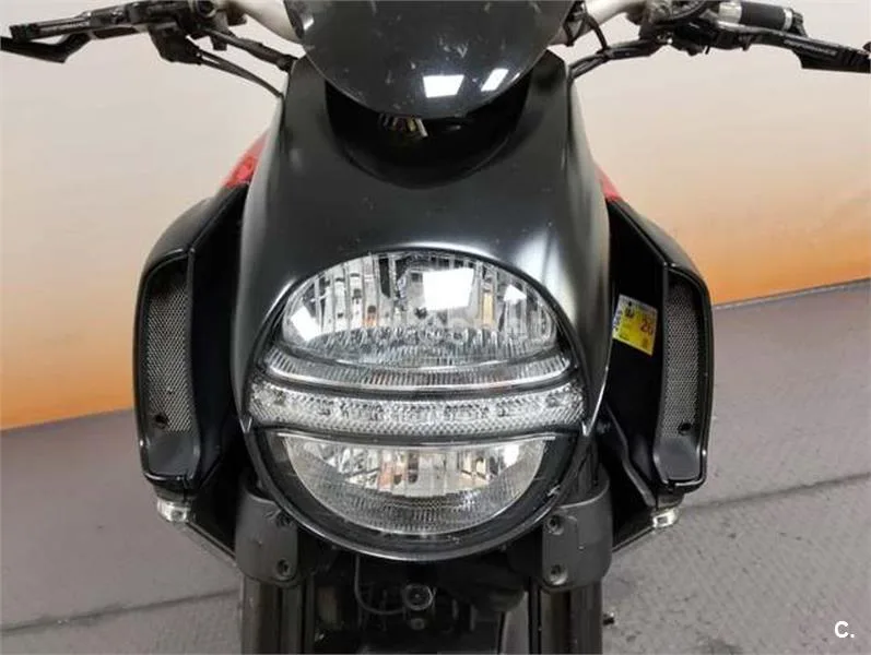Ducati Diavel 1198 – Vista 10