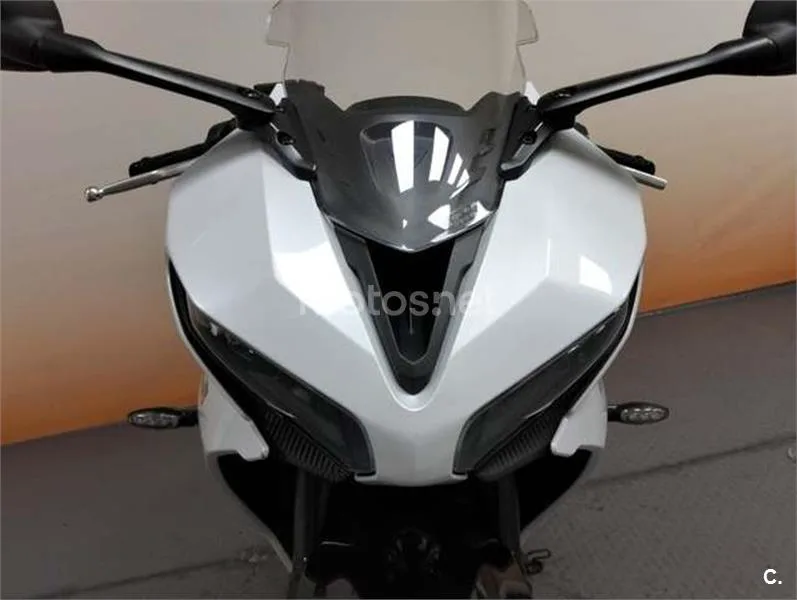 Triumph Daytona 660 – Vista 10