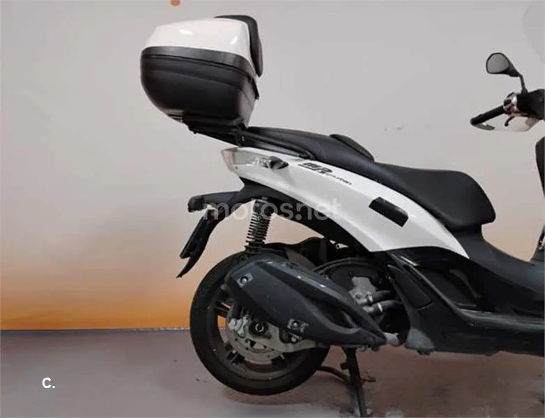 Piaggio MP3 – Vista 7