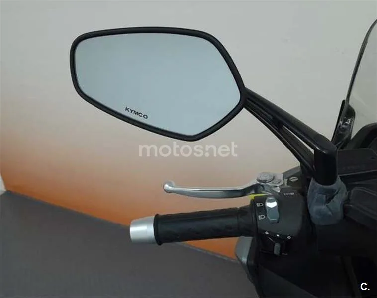 Kymco Super Dink 350 – Vista 11