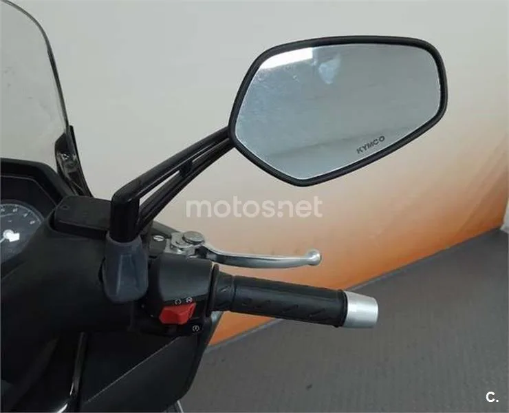 Kymco Super Dink 350 – Vista 15