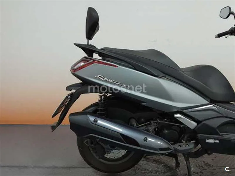 Kymco Super Dink 350 – Vista 7