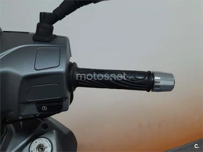 Kymco People S 125 – Vista 14
