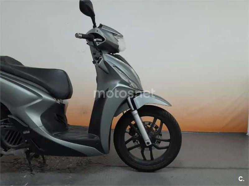 Kymco People S 125 – Vista 8