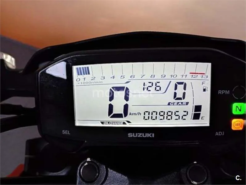 Suzuki GSX-S125 - Vista 13