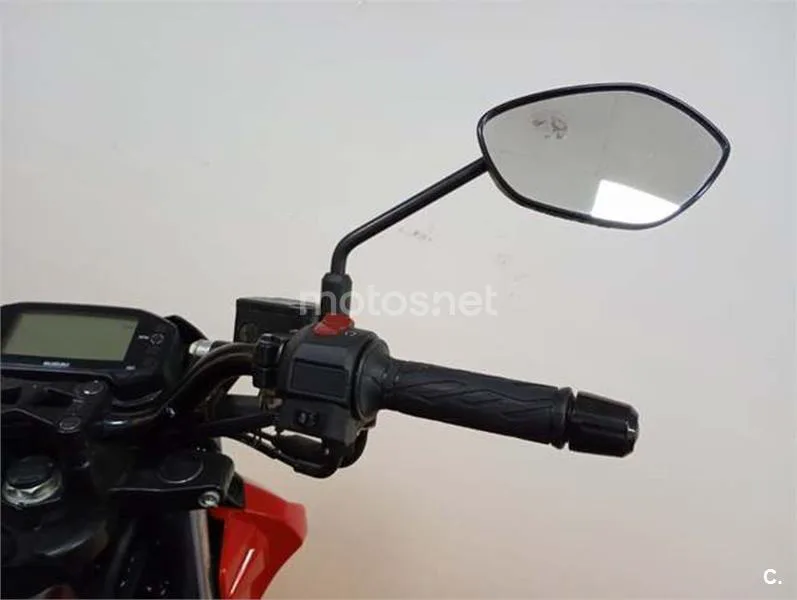 Suzuki GSX-S125 - Vista 15