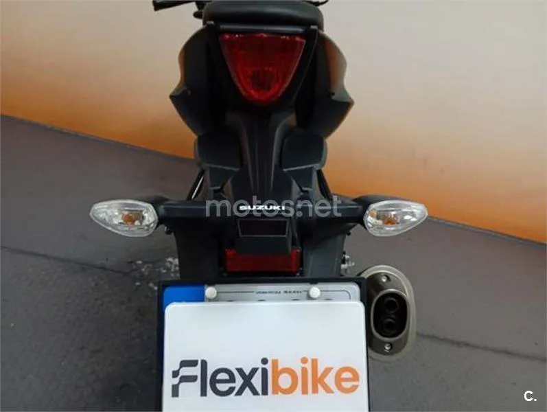 Suzuki GSX-S125 - Vista 6