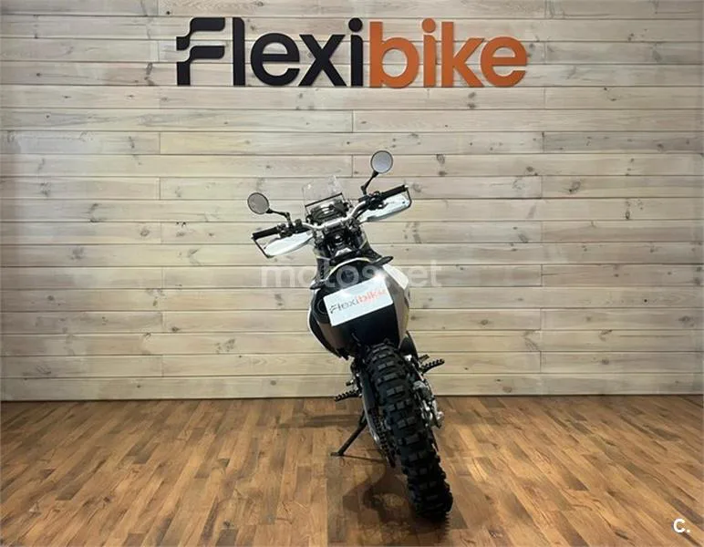 Husqvarna 701 Enduro – Vista 5