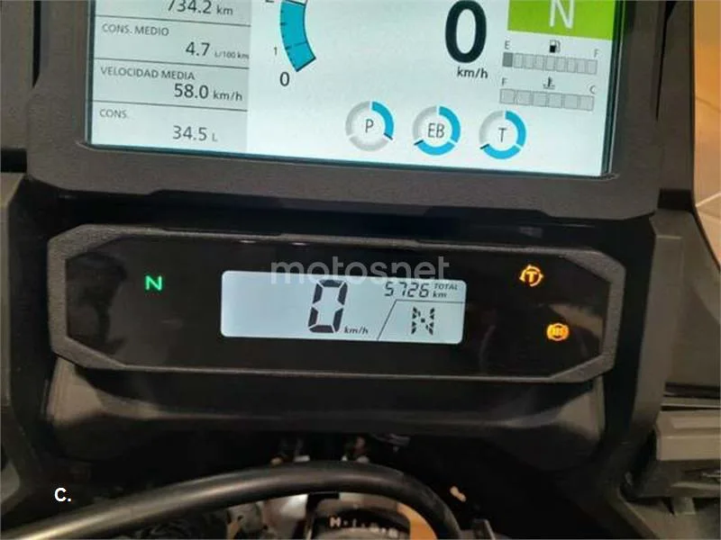 Honda NT1100 – Vista 13