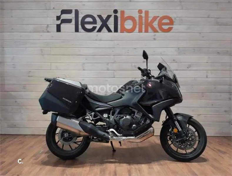 Honda NT1100 – Vista 3