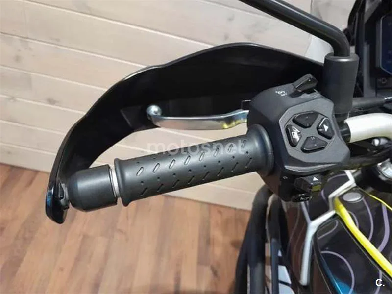 Aprilia Tuareg 660 – Vista 12
