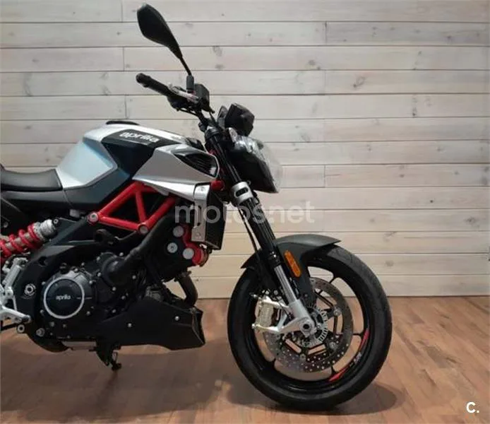 Aprilia Shiver 900 – Vista 7