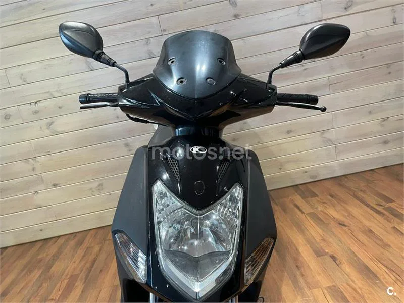 Kymco Agility City 125 – Vista 10