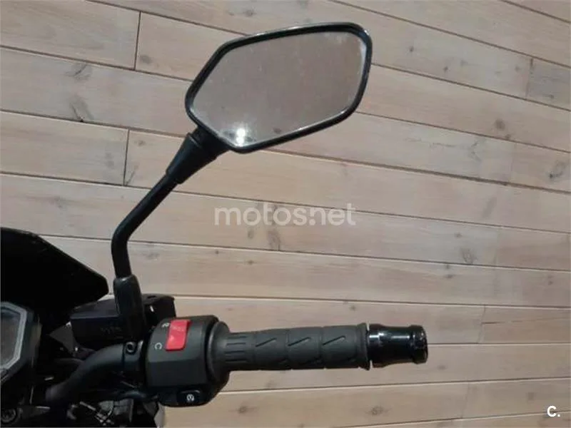 Kawasaki Z900 – Vista 15