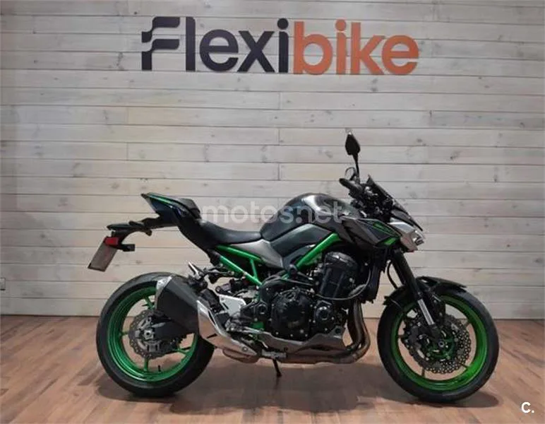 Kawasaki Z900 – Vista 3