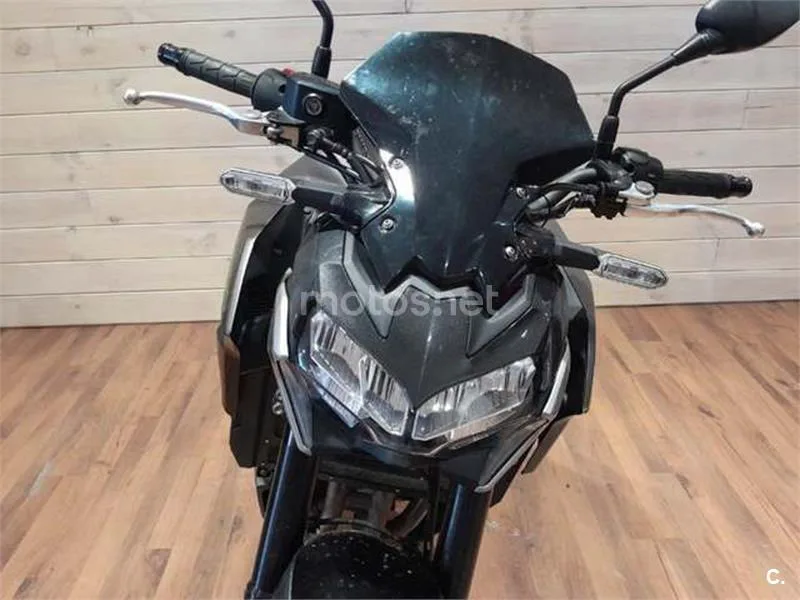 Kawasaki Z900 – Vista 10