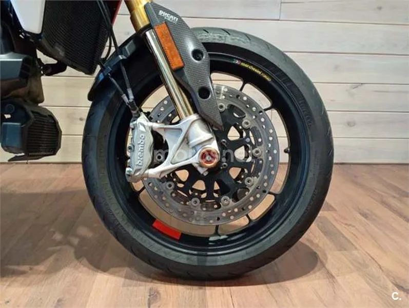 Ducati Hypermotard – Vista 9