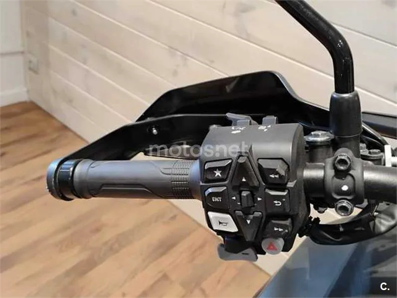 Honda CRF 1100L Africa Twin – Vista 12