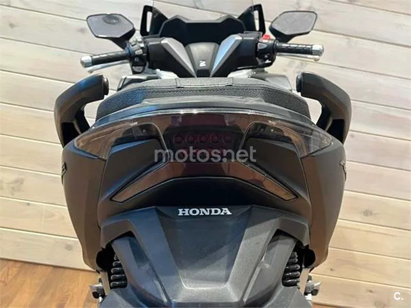 Honda Forza – Vista 6