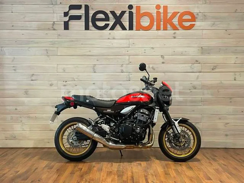 Kawasaki Z900RS - Vista 3