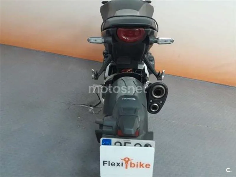 Honda CB 1000R – Vista 5