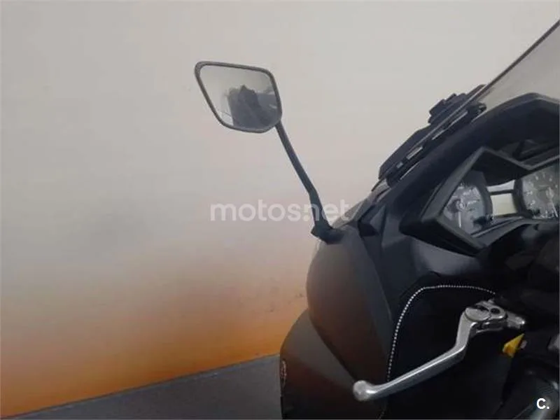 Yamaha TMAX 530 – Vista 11