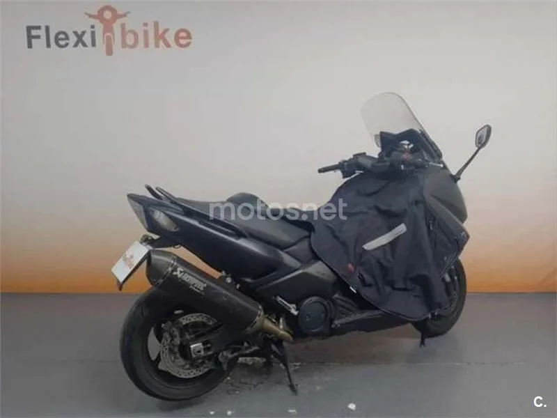 Yamaha TMAX 530 – Vista 4