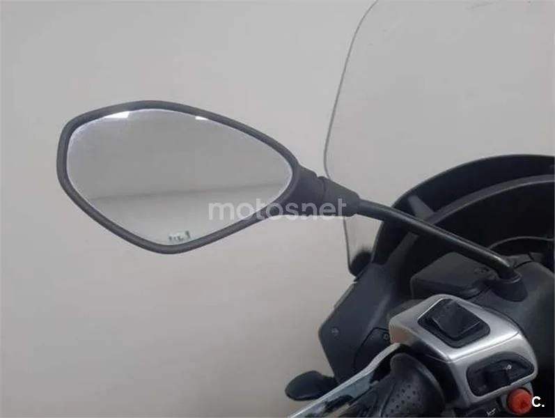 Piaggio MP3 500 LT Sport – Vista 11