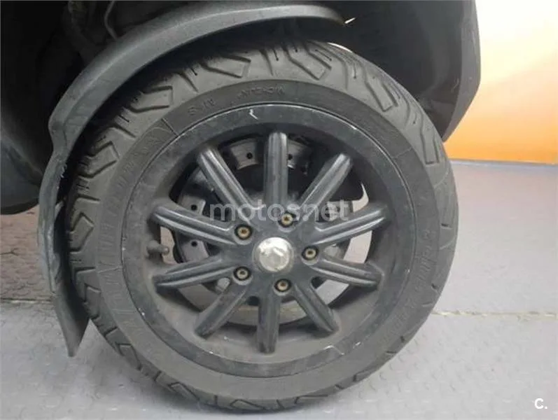Piaggio MP3 500 LT Sport – Vista 9