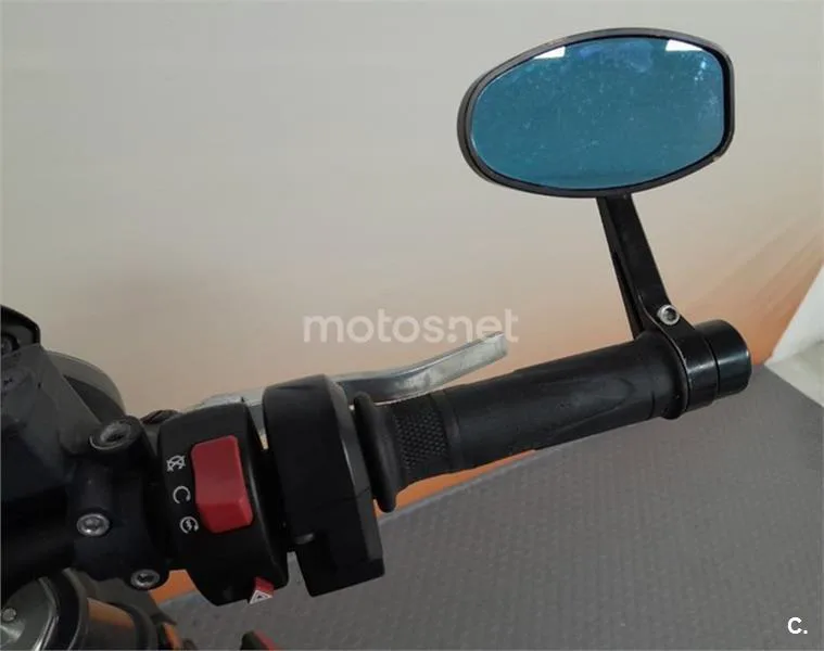 Triumph Street Triple 765 – Vista 13