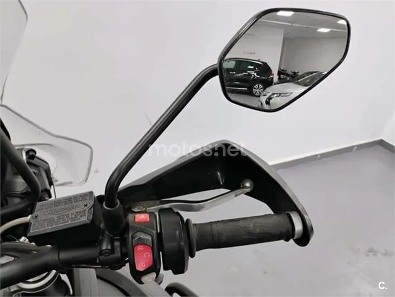 Triumph Tiger 800 XR – Vista 14