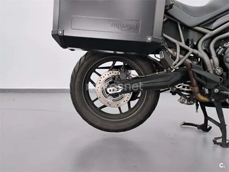 Triumph Tiger 800 XR – Vista 6