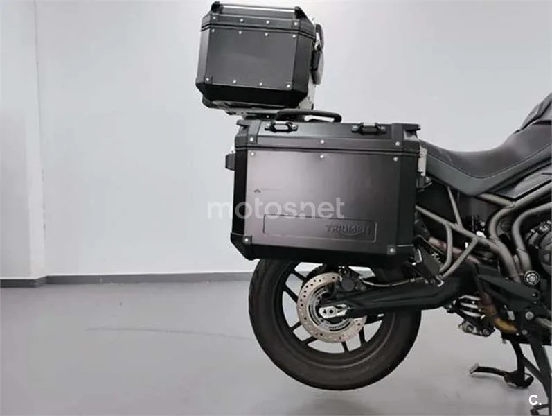 Triumph Tiger 800 XR – Vista 7