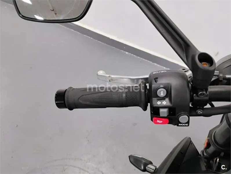 Triumph Street Triple 765 – Vista 11