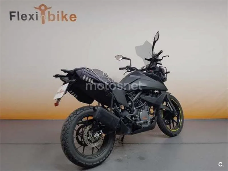 KTM 390 – Vista 4