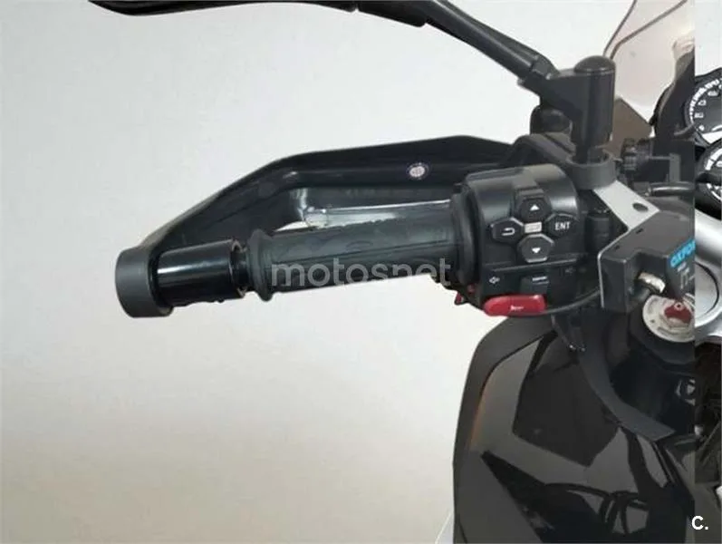 CFMOTO 700MT – Vista 12