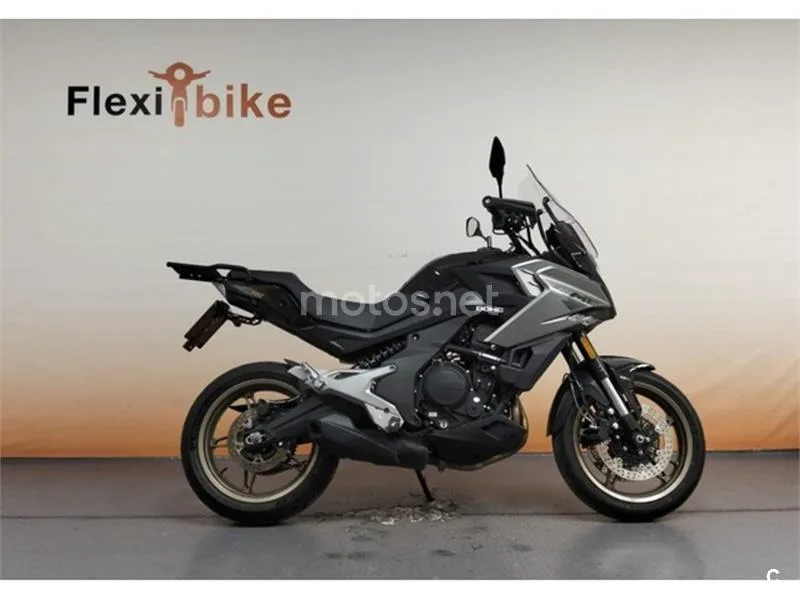 CFMOTO 700MT – Vista 3
