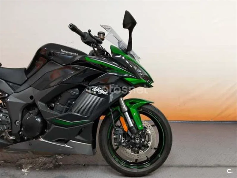 Kawasaki Ninja 1000 SX – Vista 8