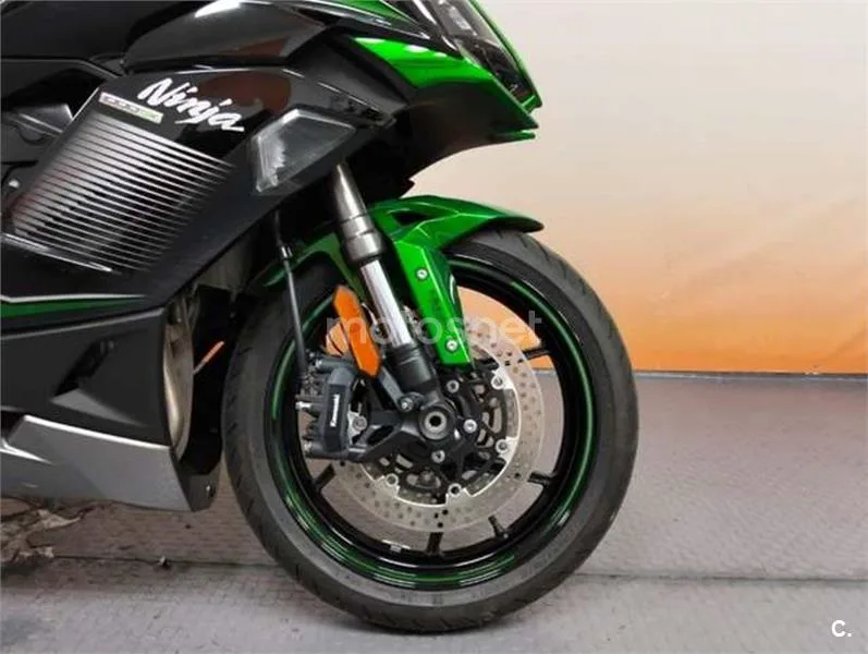 Kawasaki Ninja 1000 SX – Vista 9