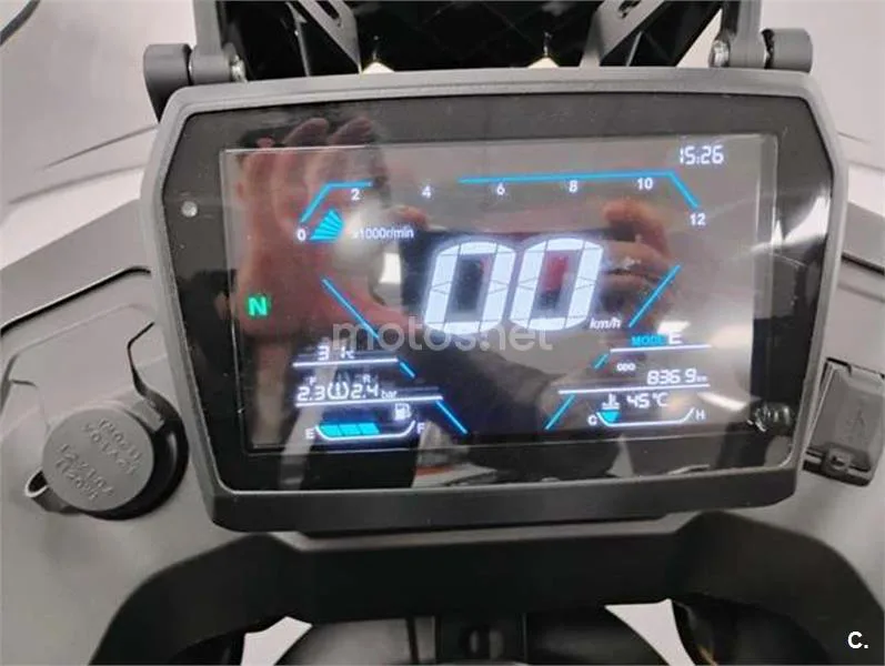 Voge 525 DSX – Vista 12
