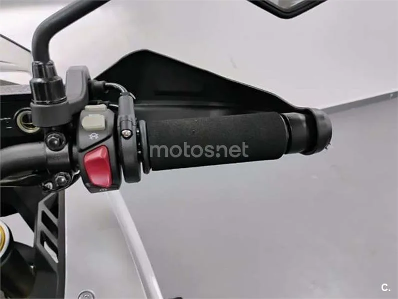 Voge 525 DSX – Vista 13